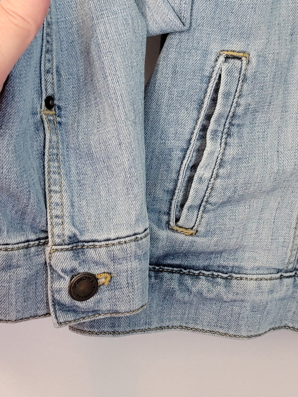 SONOMA Light Blue Washed Denim Jean Jacket Size L - Picture 5 of 9